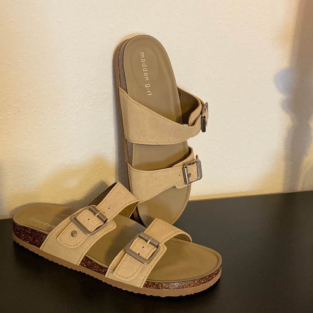 Madden Girl sandals 7.5M, tan, never worn